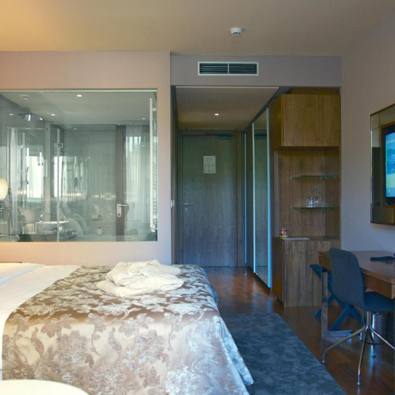 Покращений номер Твін з балконом