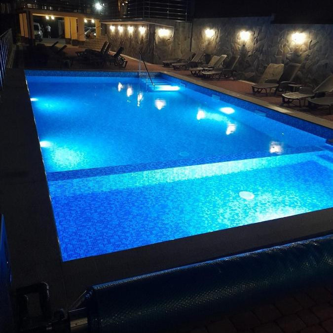 Greku Hotel, Поляниця, Івано-Франківська область - Бронюй.com, готелі в Україні