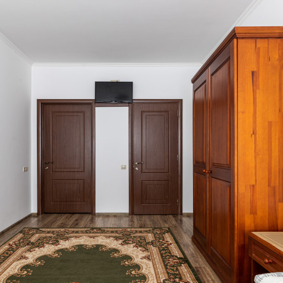 готель Поруч економ 2х місний