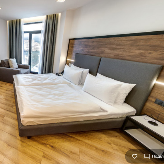 Апартаменти студія з виглядом на гори